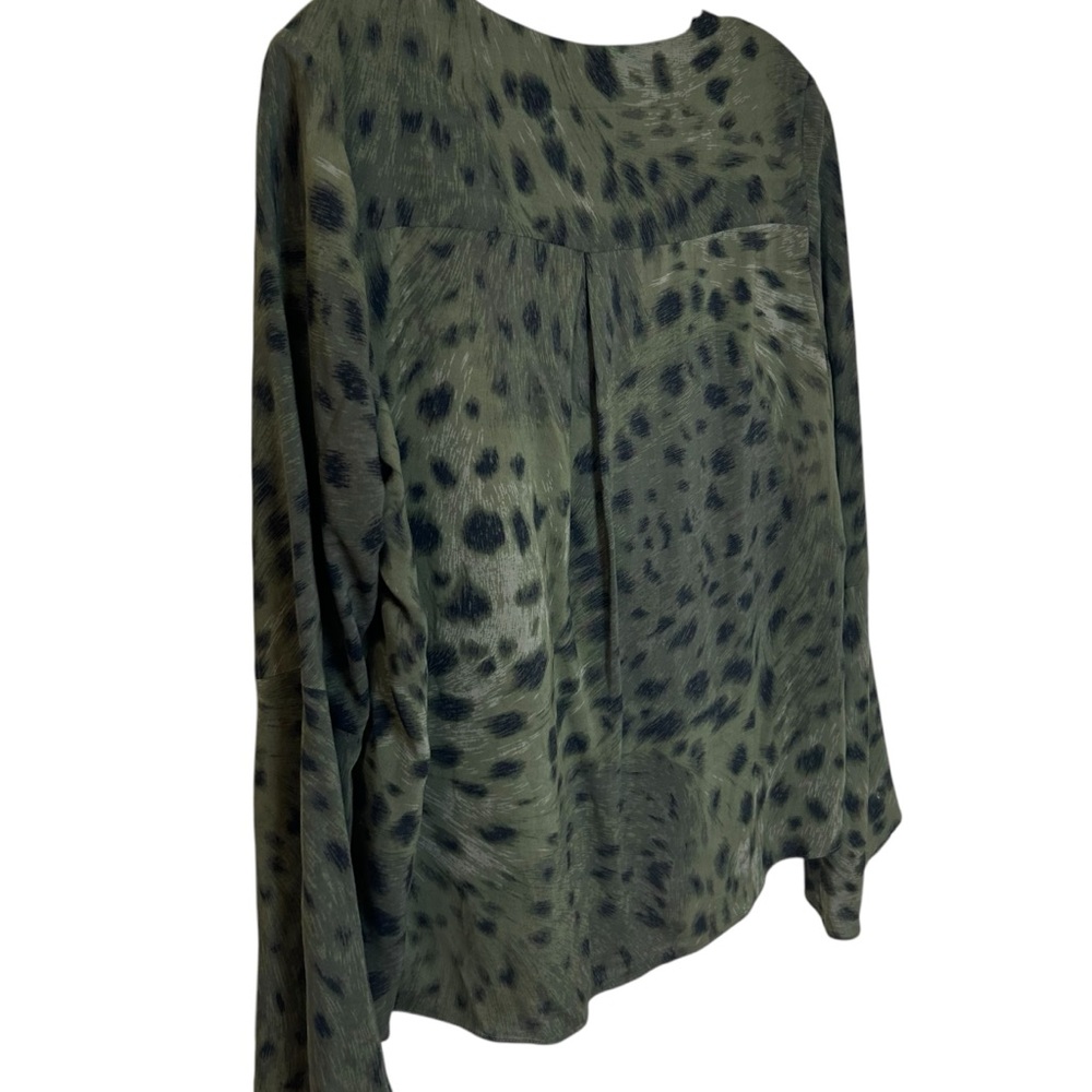 L'AGENCE Olive Leopard Print Blouse - Picture 8 of 16